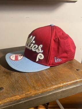 New Era 9FIFTY Philadelphia Phillies Cooperstown Collection Team Split Snapback